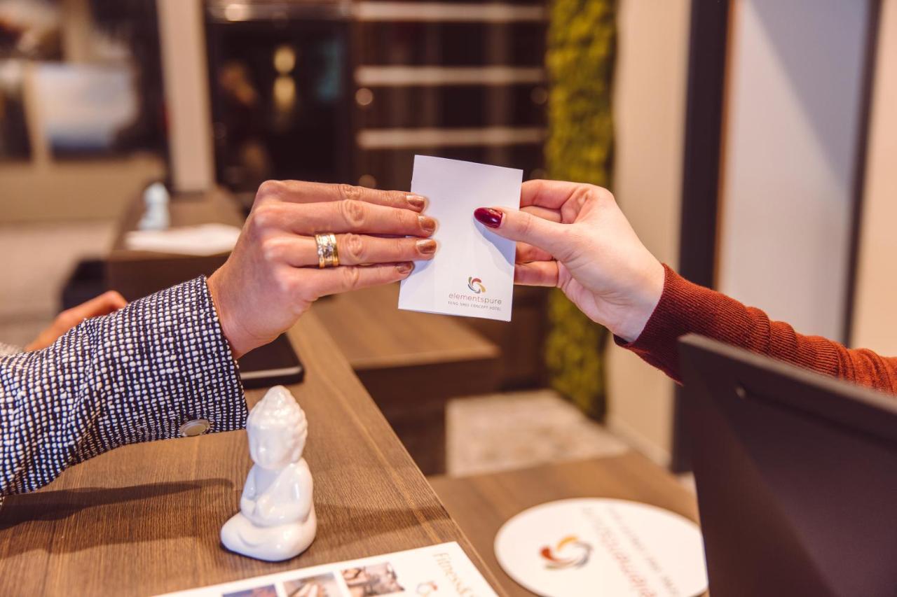 Hotel Libertas Elements Pure Merzhausen Ngoại thất bức ảnh